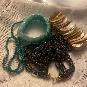 4 Piece Beach Themed Shell and Bead Jewelry